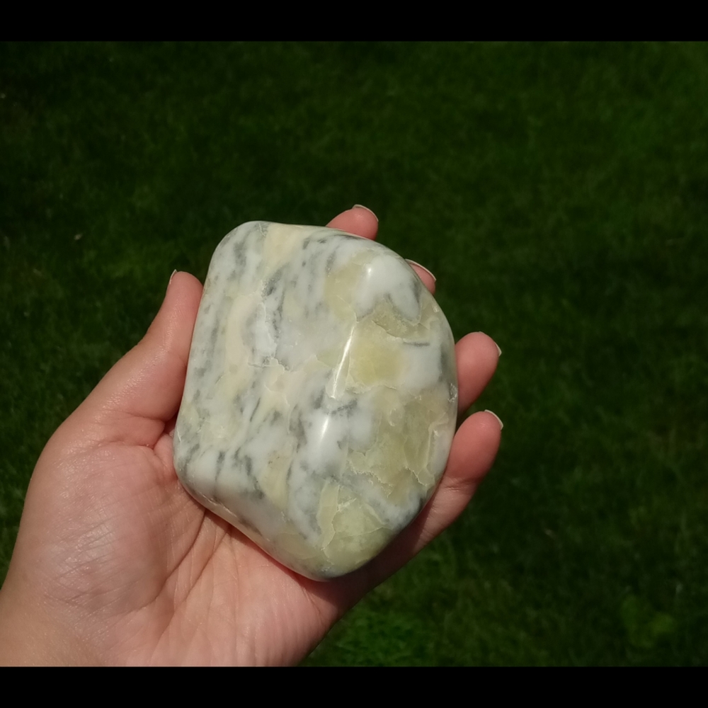 🍋 Swirl Serpentine Hand-sized Freeform (Read Description) - Picture 6 of 6